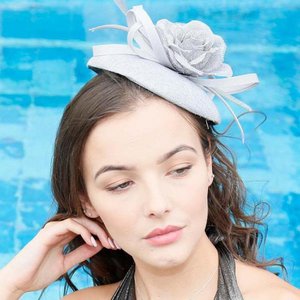 Ruby Rocks Corona Fascinator - Grijs