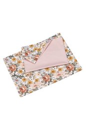  Floral patterned cotton duvet cover and pillow case set in pastel colors. Soft, breathable cotton material. Suitable for a cozy, rustic bedroom decor.