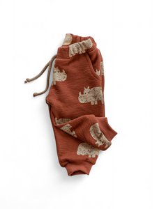 Katoenen trainingsbroek / neushoorns