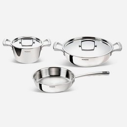 Stainless steel cookware set with 5 pieces, including a saucepan, a casserole, and a frying pan. The set features a sleek, modern design and is suitable for various cooking tasks.