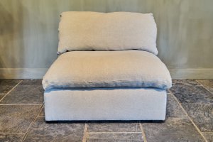 SOFA – WIEDERGEBORENES MITTELTEIL