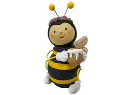 A detailed, 3D model of the iconic Brandenburg Gate in Berlin, Germany. The model features the classic neoclassical architecture with columns and a statue on top. The model is made of polyresin and metal, capturing the intricate details of this historic landmark.