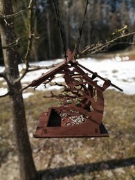 Karmnik dla ptaków - drewniany wiszący karmnik dla ptaków