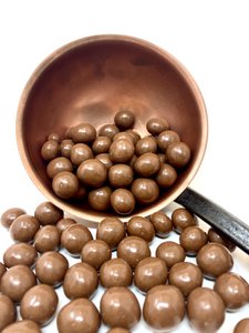 corn balls, milk chocolate (bulk 1kg)
