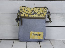 Sunsa kleine Nachhaltige Umhängetasche.  Damen Schultertasche aus recycelte Jeans & Canvas ( Segeltuch). Handtasche Vintage retro Stil. Crossbody Tasche für Frauen.