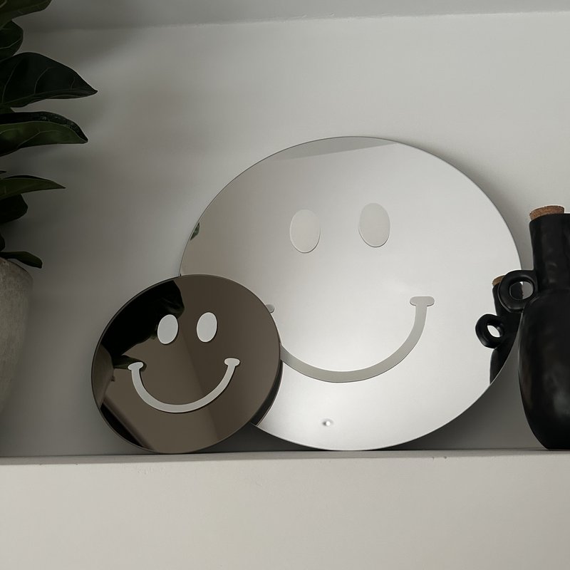Hi Smiley - 7