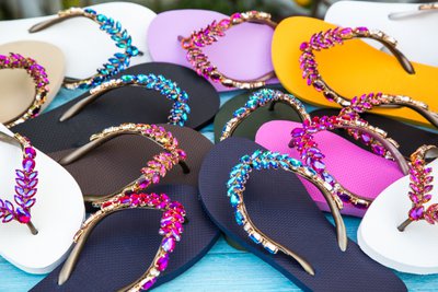 CHANCLAS by simone herrera
