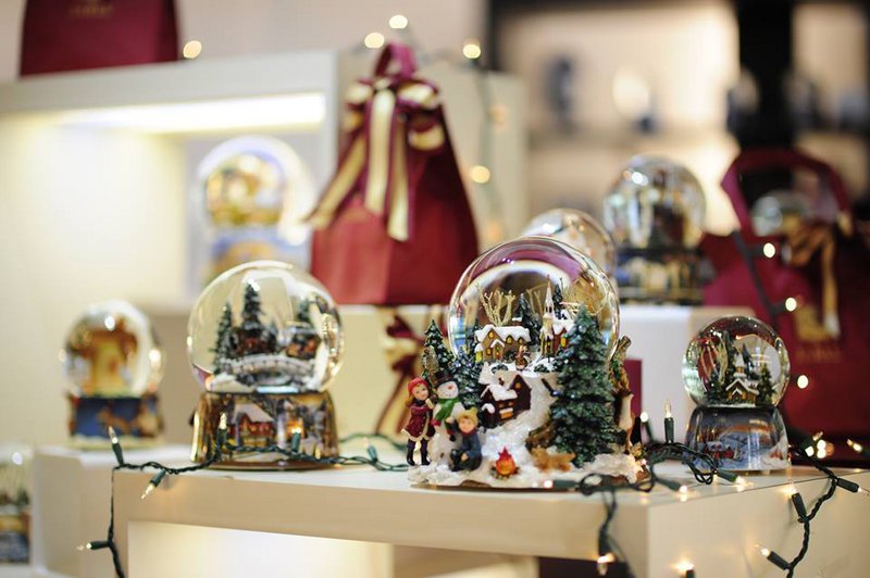 GLASSGLOBE - 1