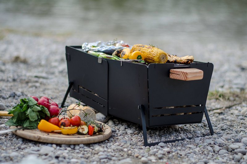 Knister - der Grill für zuhause und unterwegs - 1