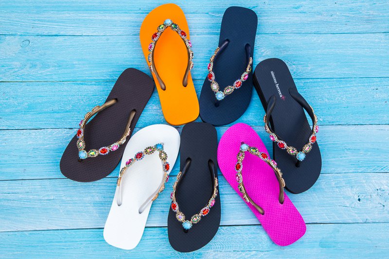 CHANCLAS by simone herrera - 6