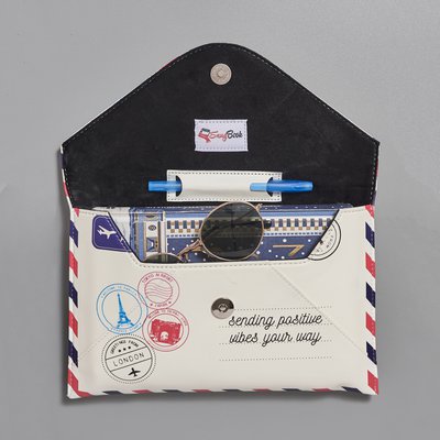 SNUGBOOK LTD