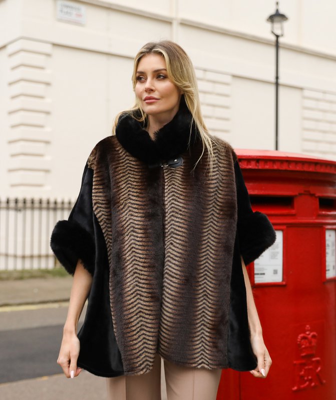 Pia Rossini - Winter Coats & Accessories - 8