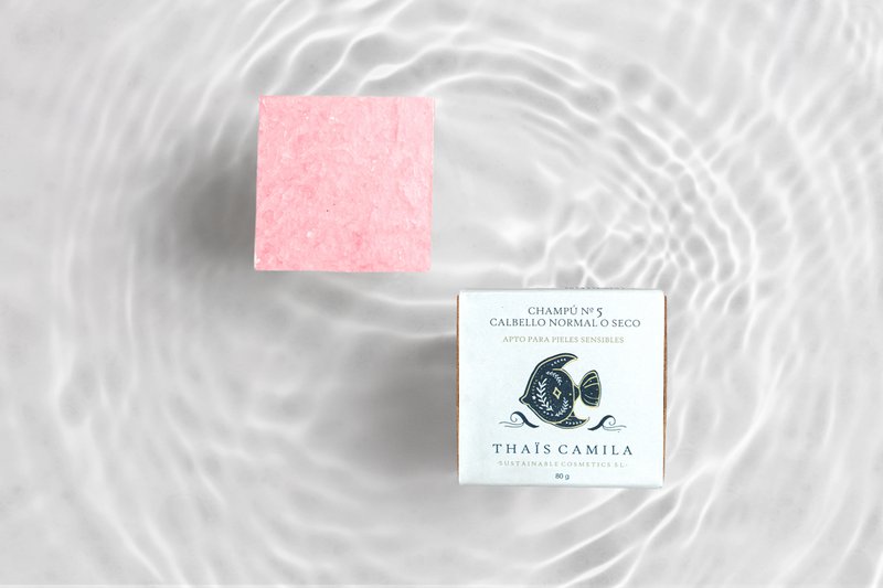 Thaïs Camila Cosmetics - 5