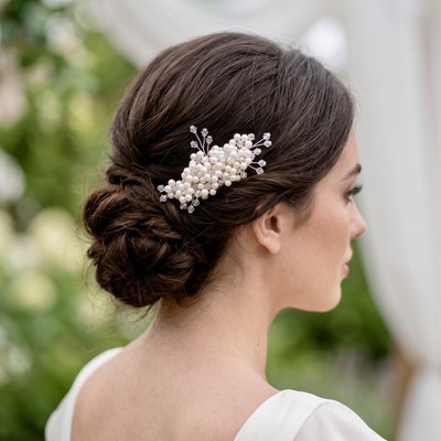 AVYRAA BRIDAL