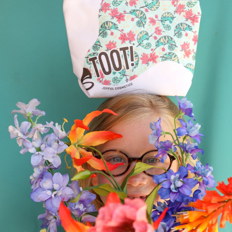 TOOT! - Natural Makeup for Kids & Teens - 1