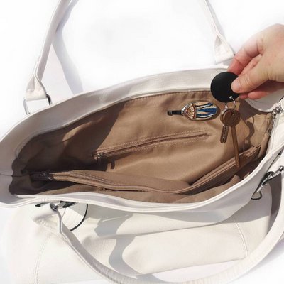 Bagnetique: Designer Magnetic Phone & Key Holder