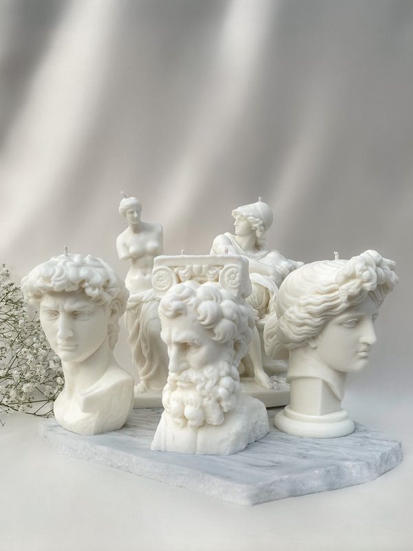 Universal Sculpture Sp. z o.o. - 1