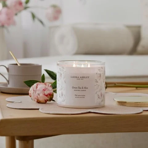 Laura Ashley - 1