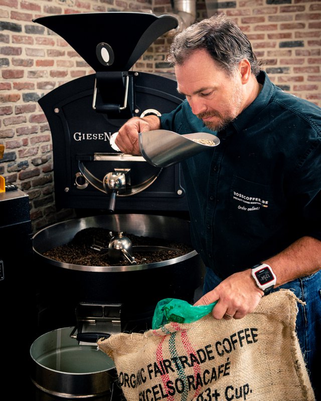 ROSS Specialty Coffee Roastery - 3