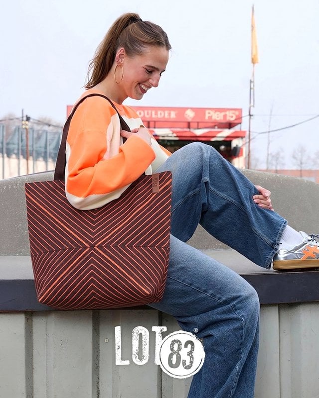 LOT83 - 5