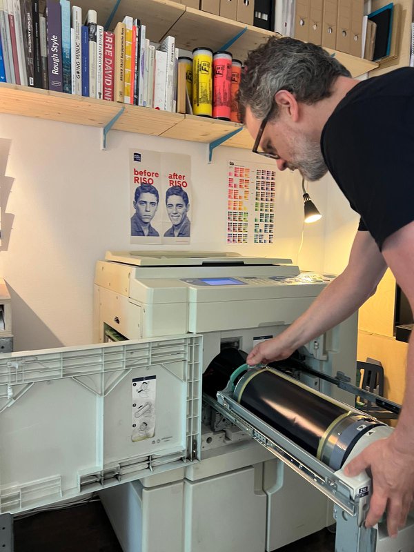 fluopink. studio für risographie - 1