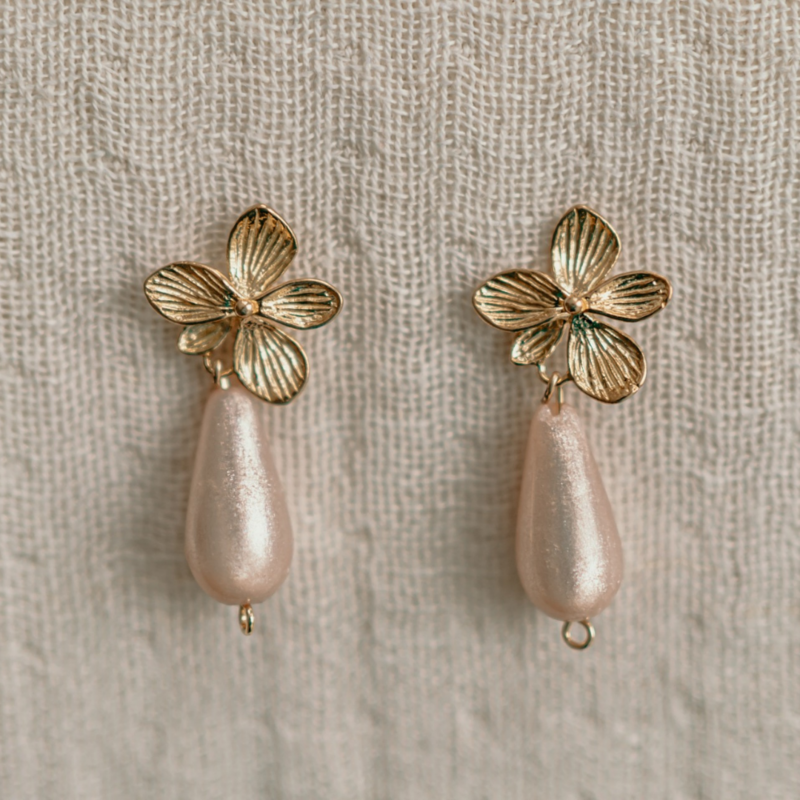 Charmed jewellery - 6