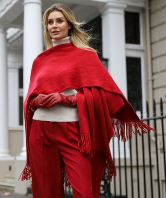 Pia Rossini - Winter Coats & Accessories