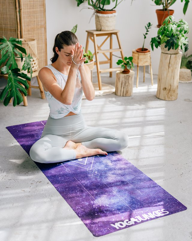 Yoga Junkies - 1