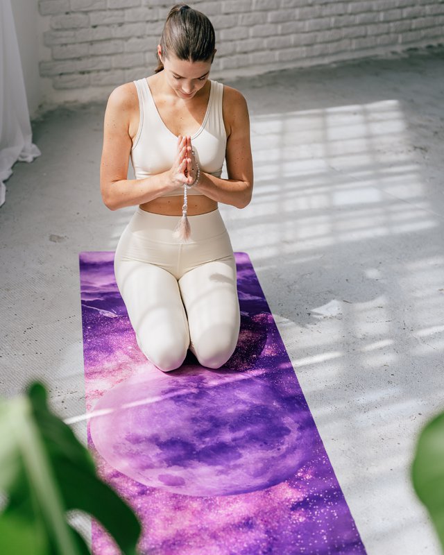 Yoga Junkies - 7