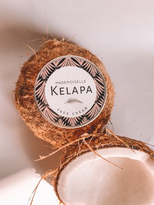 MADEMOISELLE KELAPA
