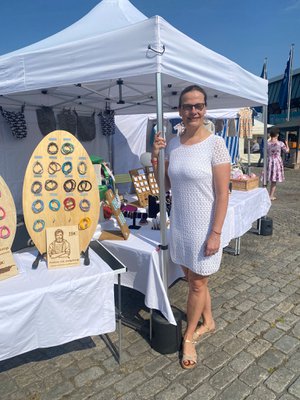 Schmucke Deern   schön maritim
