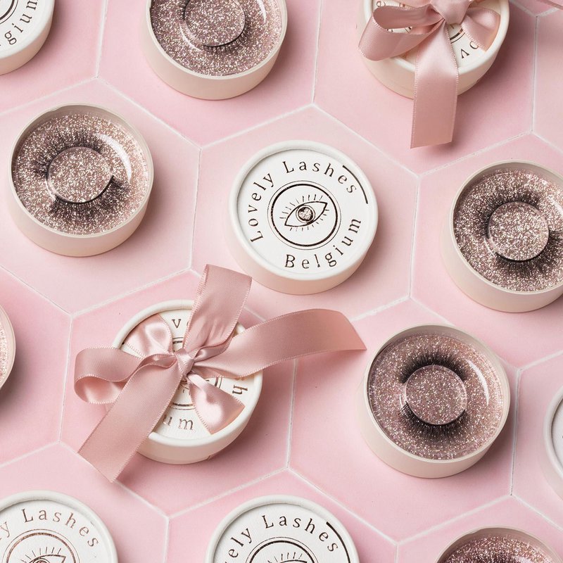 Lovely Lashes - 8
