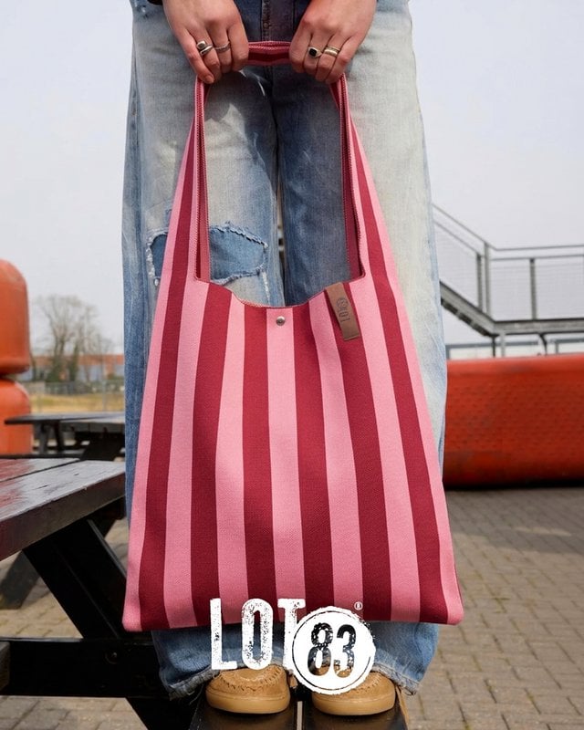 LOT83 - 6