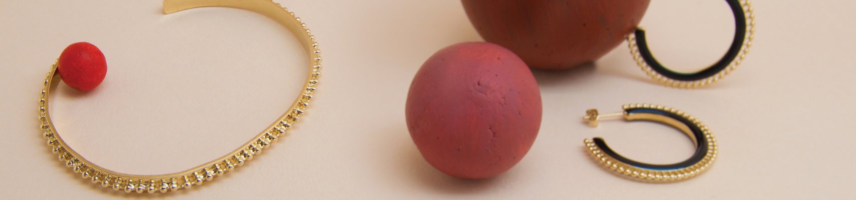 Les Femmes à Barbes