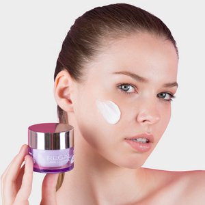 Mister33 Womencare, Health & Beauty brand in Netherlands