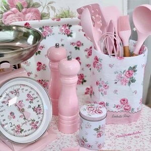 Isabelle Rose Home, Kitchen & Dining brand in Slovenia