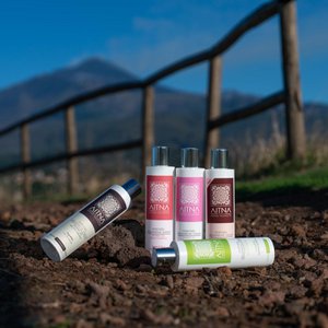 AITNA Volcanic Essence Naturkosmetik, Gesundheit & Schönheit Marke in Deutschland