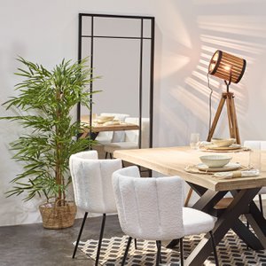 Alexandra Oak, Home & Living merk in Spanje