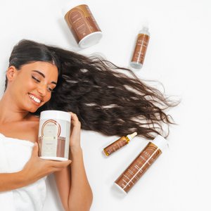 ENISSATI COSMETICS, Health & Beauty brand in United Kingdom