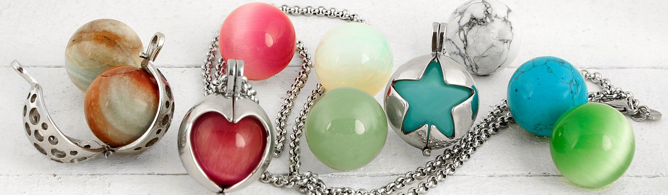 Pinkiezz Stainless Steel Ball Lockets