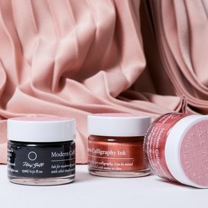 À L'aise, Stationery brand in United Kingdom